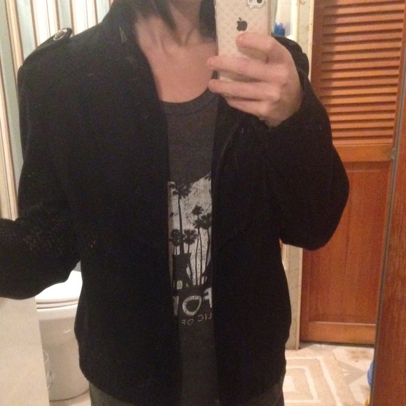 Wool coat - Picture 3 of 3