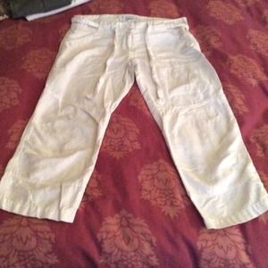 White 3/4 length cargo Pants