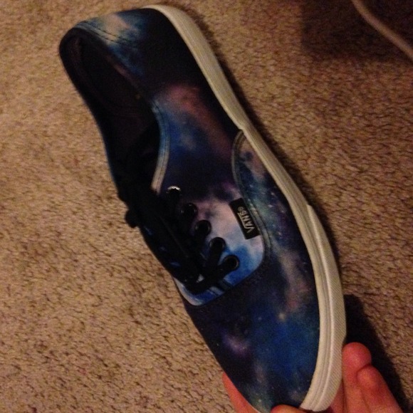 Vans shoes Galaxy size 7