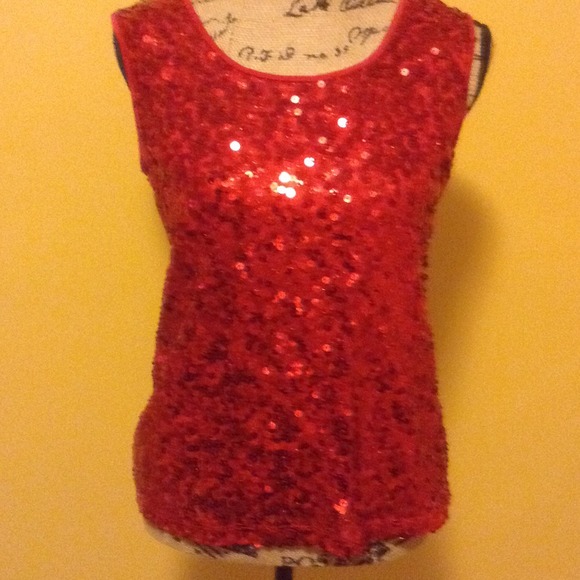 George Tops - Nice sequin top