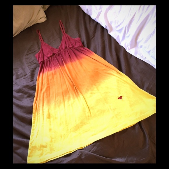 Tri-colored Roxy Sundress👗☀️