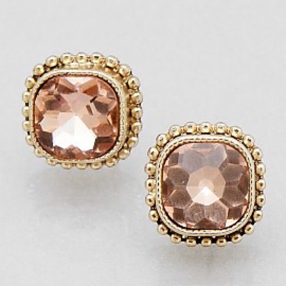 "rosé" stud earrings