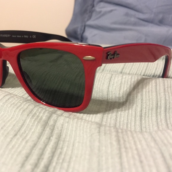 Red Ray-Bans