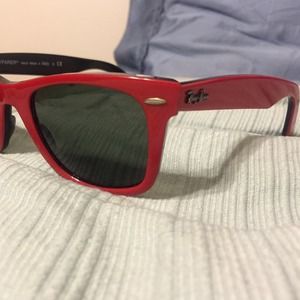 Red Ray-Bans