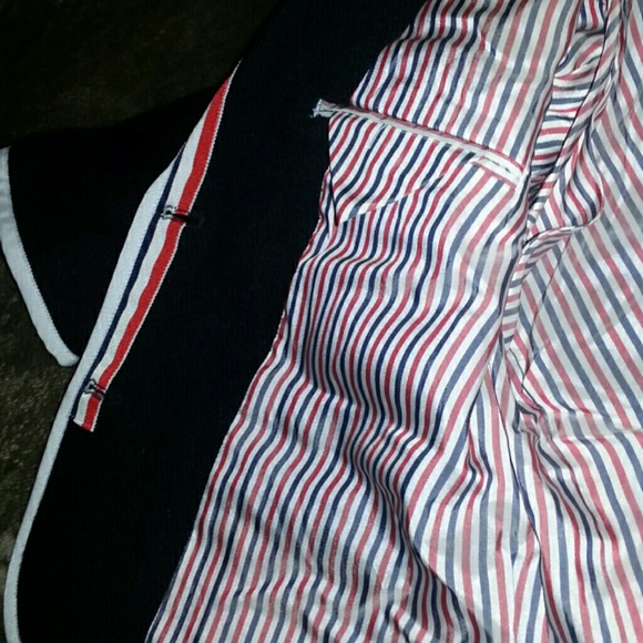 Navy Blue Blazer w/ white outlining - Picture 4 of 4