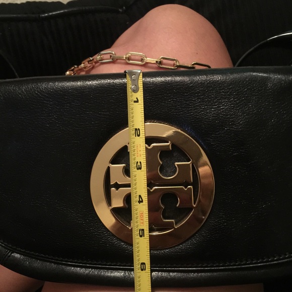 Tory Burch ๐๐ - Picture 3 of 5