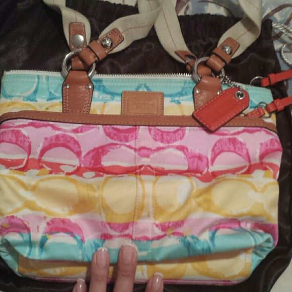 🚨SOLD🚨 COACH  Authentic colorful canvas  purse