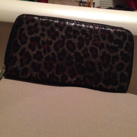 Cute cheetah print wallet