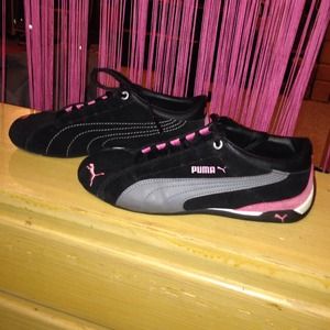 Puma's - black pink gray