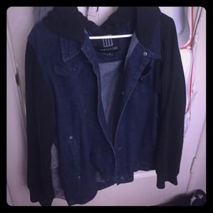 Paramore Jean jacket hoodie size medium