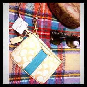 NWT 100% Authentic Coach canvas wristlet