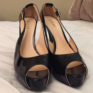 Black Guess Patent Leather Peep Toe Pumps