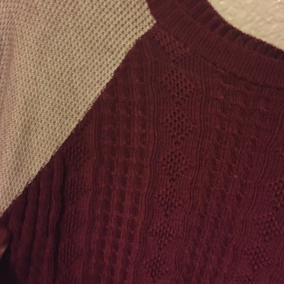 Red sweater - Picture 2 of 3