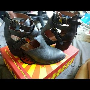 Jeffrey Campbell || Everwell Ankle Boots