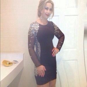 Very fantasy short black dress bedded