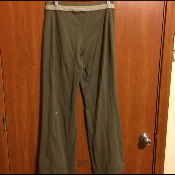 Lululemon Loose Yoga Pants