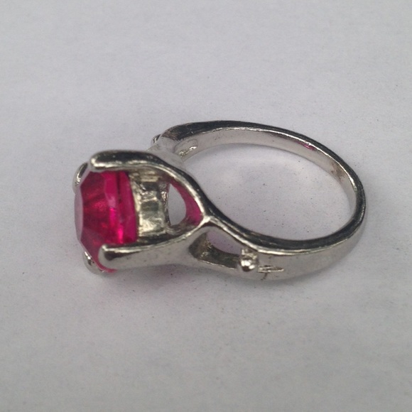 BUY ONE GET ONE HALF (200+ ITEMS) - Picture 3 of 4