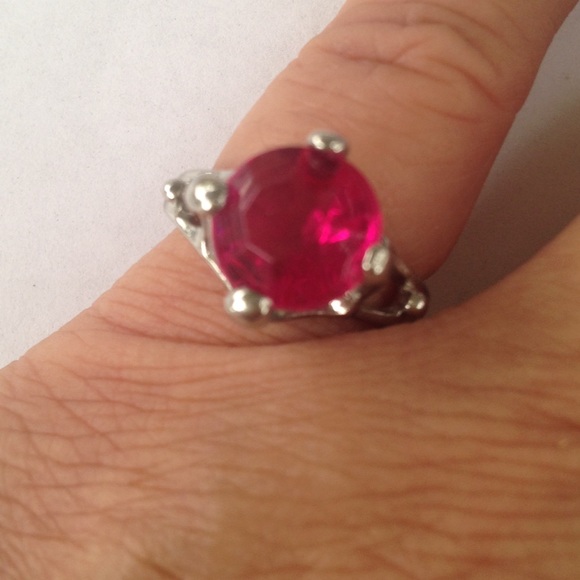 BUY ONE GET ONE HALF (200+ ITEMS) - Picture 4 of 4