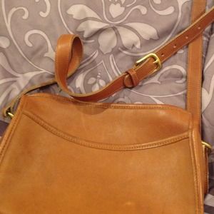 Authentic Vintage Leather Coach Crossbody Purse