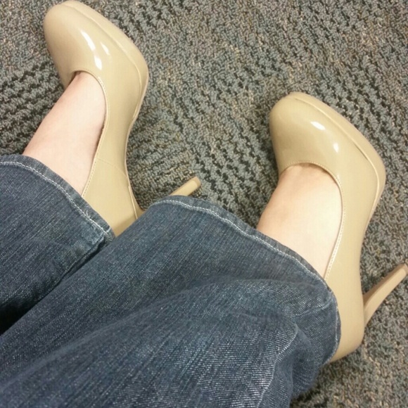 Poshfind!!  Thank You @nrahgozar - Picture 2 of 2