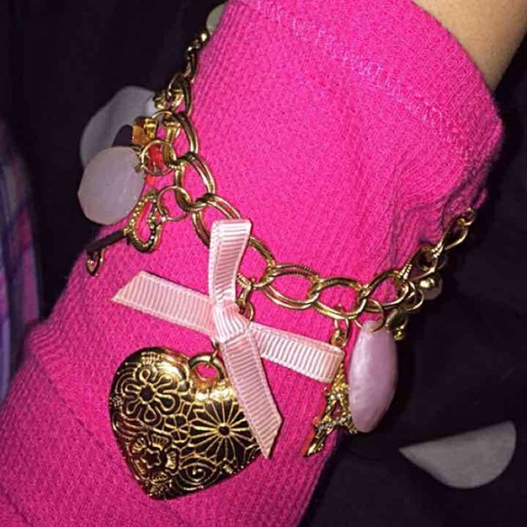 Charm Bracelet - Picture 2 of 4