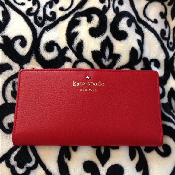 kate spade Clutches & Wallets - NWT Kate Spade wallet - Deep Blaze