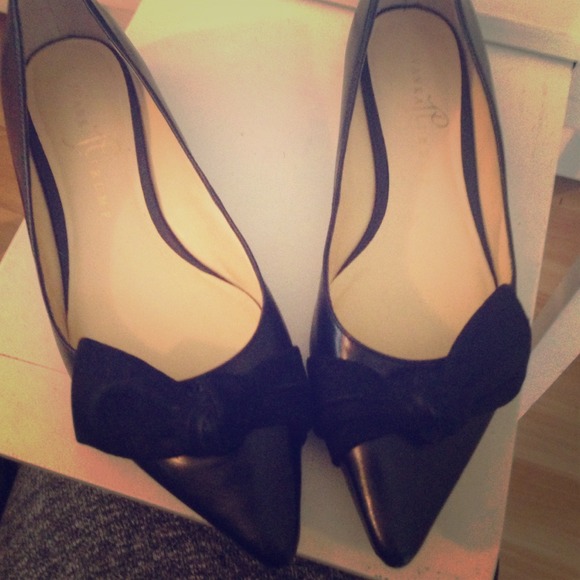 Ivanka Trump Black Flats