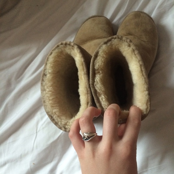 AUTHENTIC ugg boots! - Picture 4 of 4