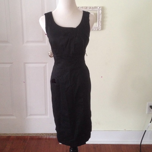 Merona black pencil dress with twisted neckline