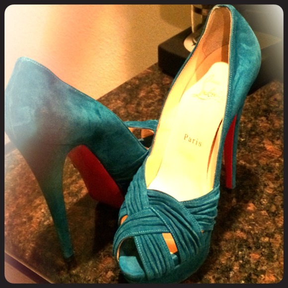 Christian Louboutin Peeptoe Pumps