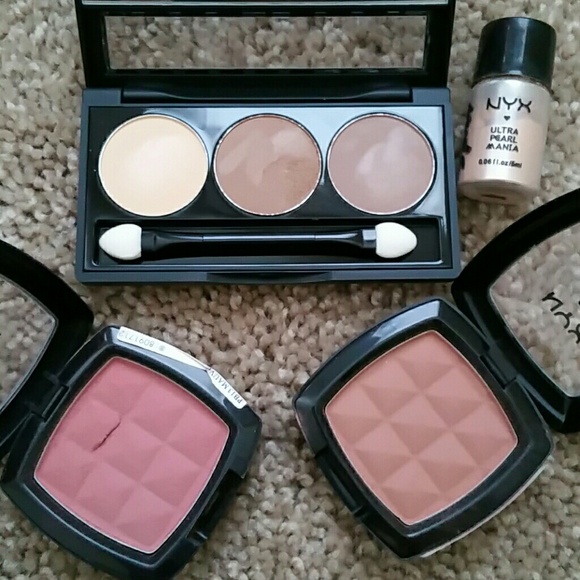 Eyeshadow  & Blush
