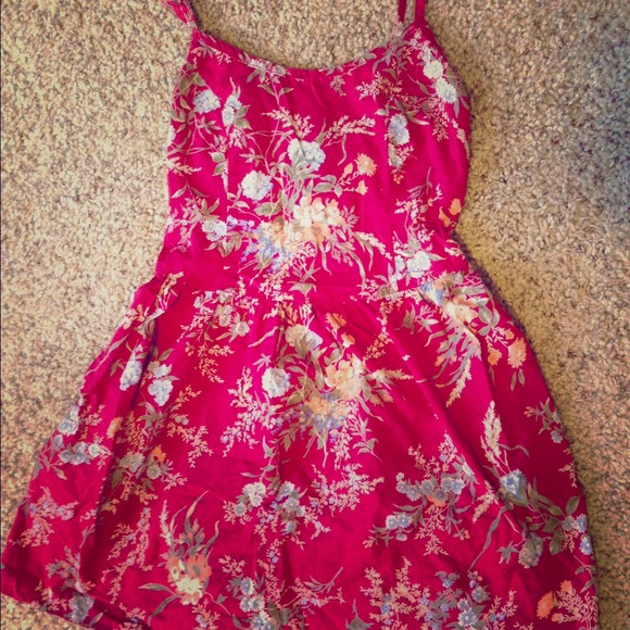 Vintage inspired floral mini-dress