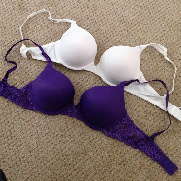 2 self expressions by maidenform push up bras.