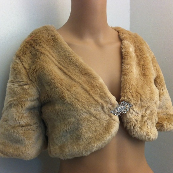 Say What ?  Jackets & Blazers - Beautiful camel short faux fur🌹