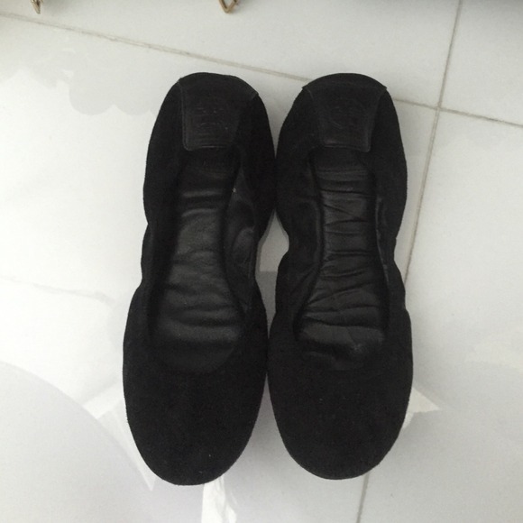Tory Burch Black Cute Flats ⚫️