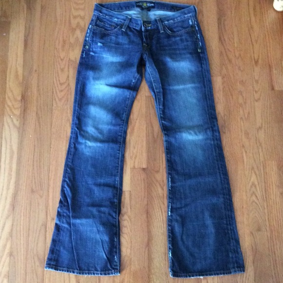 Lucky jeans
