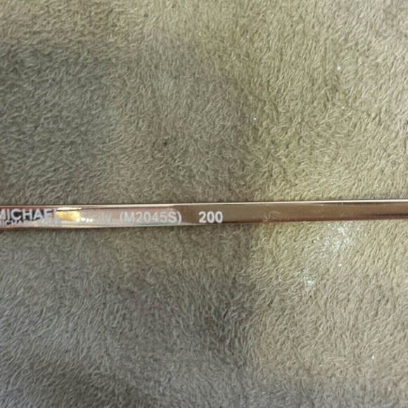 Sold.    Michael kors sicily brown gold sunglasses - Picture 3 of 4