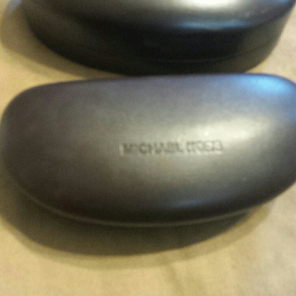 Sold.    Michael kors sicily brown gold sunglasses - Picture 4 of 4