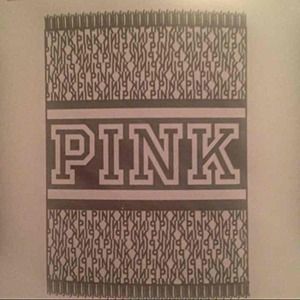 VS "Pink" Black & White Blanket