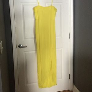 BCBGMaxAria size 10 yellow chiffon dress.