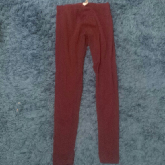 Burgandy legging