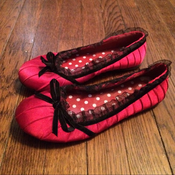 Wild Diva flats