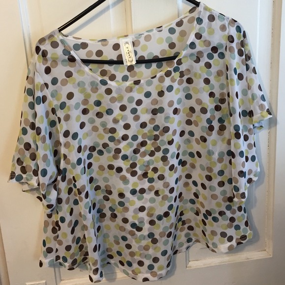 Boutique store sheer blouse size medium!