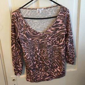 Size medium printed, soft sweater!