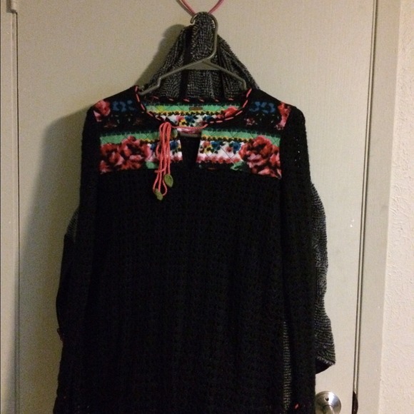 Free People Sweater - Picture 1 of 4