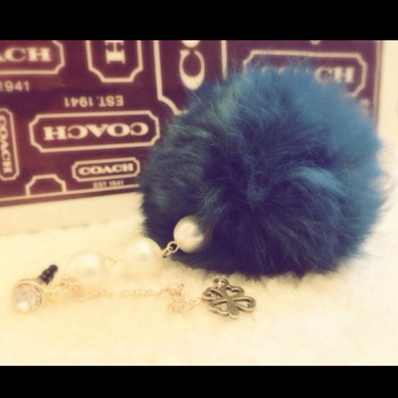 NWOT Cute Furr Ball Dust Plug Charm