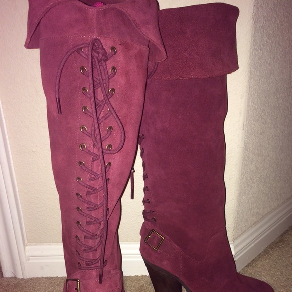 NWOT Cranberry Suede Boots - Picture 2 of 3