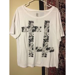 UO Comfy Graphic Top