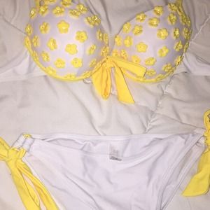 ❌traded! ❤️ Victoria's Secret push up bikini