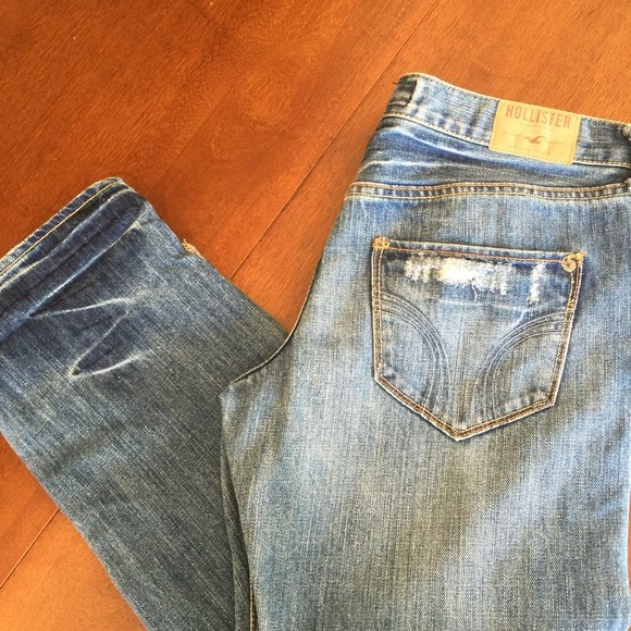 Hollister boyfriend capris